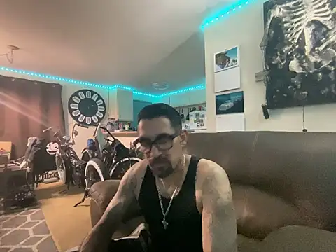 hornycouple818 online show from February 2025 08:11:02 AM