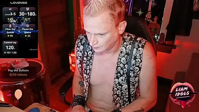 Snapshot of LiamIdols chatting on November 2025 08:08:01 PM LiamIdols online show from November 2025 08:08:01 PM