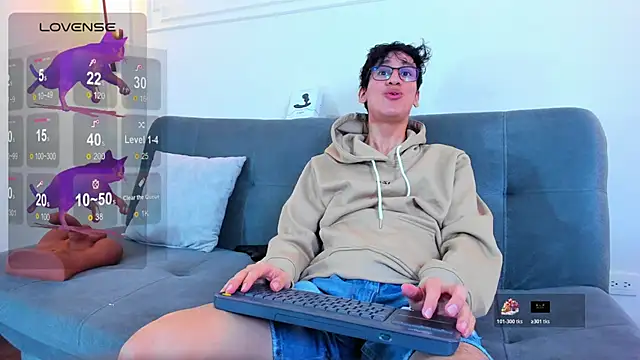 Snapshot of Cum_hunters chatting on December 2025 03:24:01 AM Cum hunters online show from December 2025 03:24:01 AM