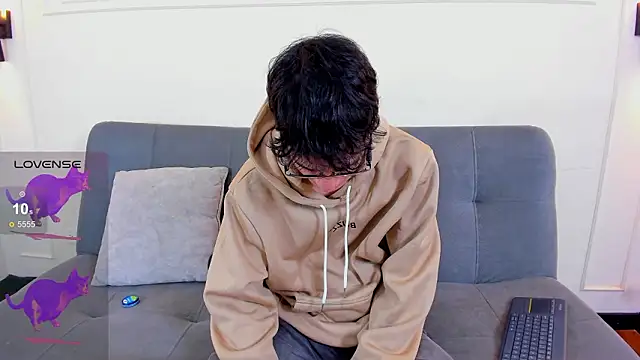 Snapshot of Cum_hunters chatting on March 2026 03:19:01 AM Cum hunters online show from March 2026 03:19:01 AM