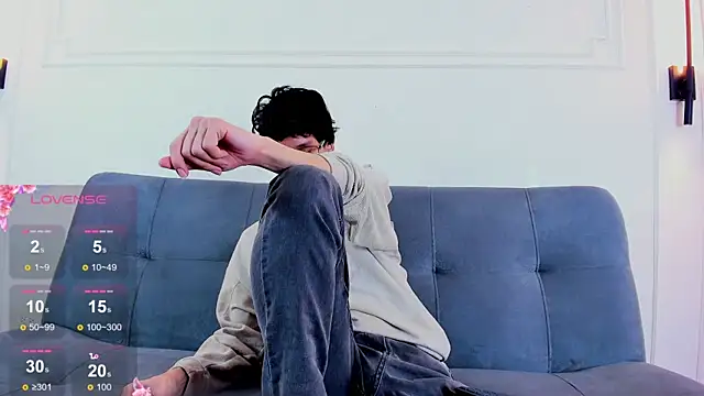 Cum hunters online show from June 2026 03:31:01 AM