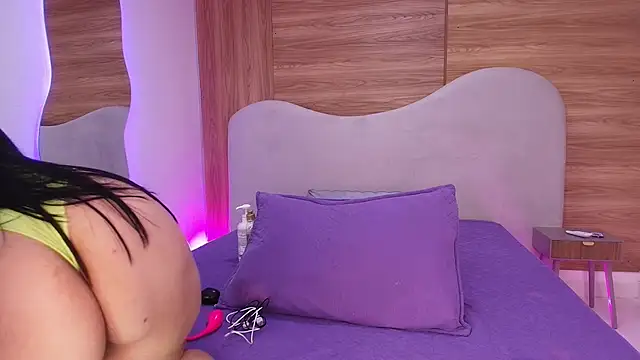 Auroraa miller online show from March 2026 03:11:02 AM