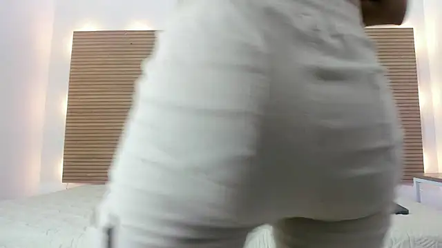 LucyCanel online show from February 2025 02:10:02 PM