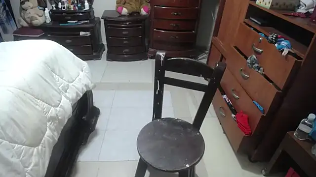 Snapshot of jazmin_mature_ chatting on December 2025 12:23:02 PM jazmin mature online show from December 2025 12:23:02 PM