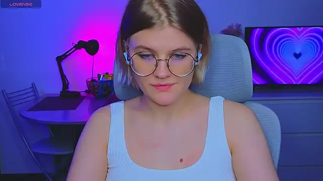  JessieVibes online show from February 2025 08:55:01 PM