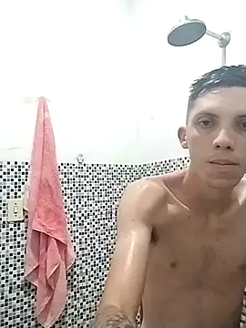 Snapshot of welitonzz28 chatting on May 2026 10:29:02 PM welitonzz28 online show from May 2026 10:29:02 PM