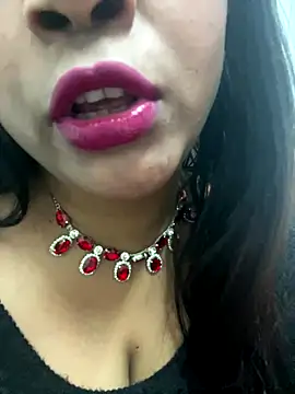 YourSuperTanya online show from December 2025 09:51:01 AM