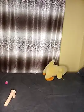 Vprettieeer online show from November 2025 10:09:01 PM