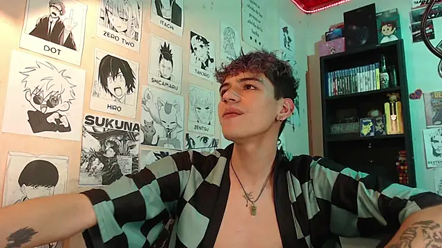 Snapshot of Mickey_Magic chatting on February 2025 11:31:01 AM Mickey Magic online show from February 2025 11:31:01 AM