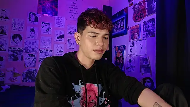 Snapshot of Mickey_Magic chatting on March 2025 09:10:01 AM Mickey Magic online show from March 2025 09:10:01 AM