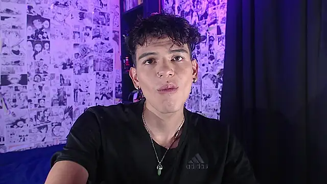 Snapshot of Mickey_Magic chatting on November 2025 05:28:02 AM Mickey Magic online show from November 2025 05:28:02 AM