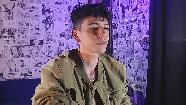 Snapshot of Mickey_Magic chatting on November 2025 05:23:01 PM Mickey Magic online show from November 2025 05:23:01 PM