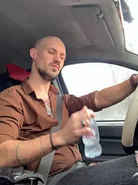 AssHunter4k online show from February 2025 01:32:01 PM