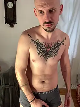 AssHunter4k online show from March 2025 09:49:01 AM