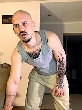 AssHunter4k online show from November 2025 05:50:02 AM