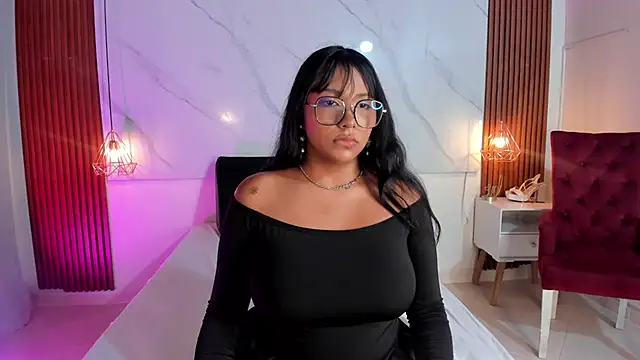 isabella zc online show from November 2025 08:23:02 PM