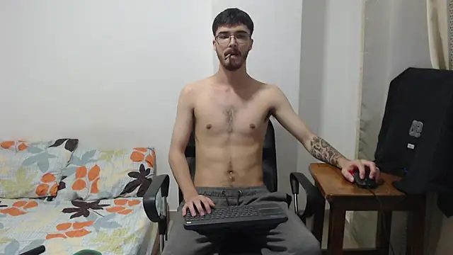 Aleex Miller online show from November 2025 06:13:01 AM