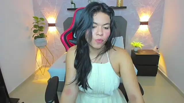 Snapshot of adarna13_ chatting on February 2025 02:16:02 AM adarna13 online show from February 2025 02:16:02 AM