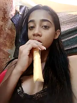 Zoe Sweett18 online show from February 2025 07:19:02 PM