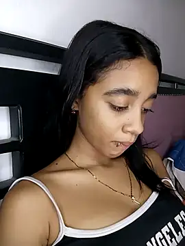 Zoe Sweett18 online show from March 2026 06:37:02 PM