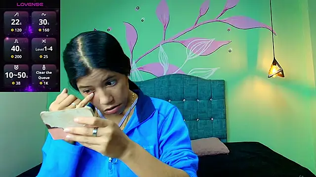 Connie Bell online show from November 2025 07:37:01 PM