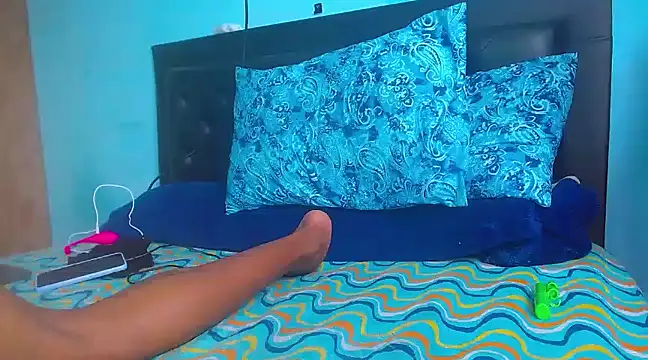 Biancalopez-02 online show from January 2025 07:20:01 PM