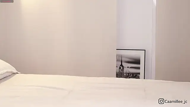 caamillee  online show from April 2026 11:22:02 PM