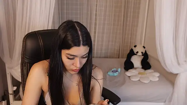camilapersy online show from June 2026 11:29:02 PM