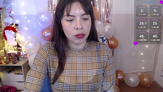 cute bunny95 online show from October 2025 12:46:02 PM