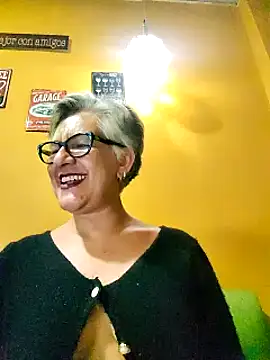 ilonna2025 online show from March 2025 04:41:01 AM