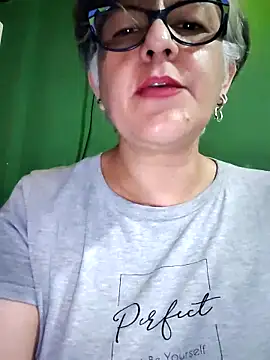 ilonna2025 online show from October 2025 06:42:02 AM