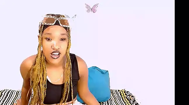 EroticSexyPrada online show from March 2025 08:48:01 AM