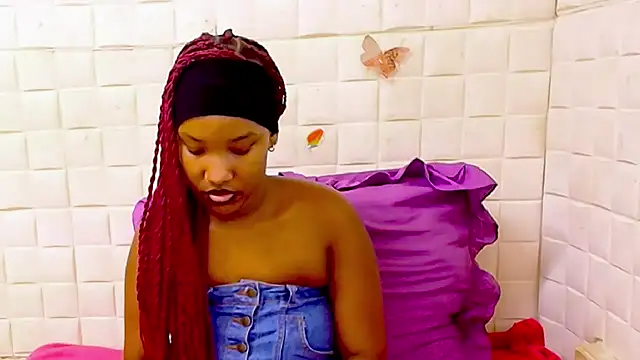 EroticSexyPrada online show from March 2026 05:50:02 PM