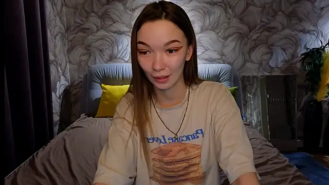 Snapshot of SusannJohnson chatting on October 2025 12:36:01 AM SusannJohnson online show from October 2025 12:36:01 AM