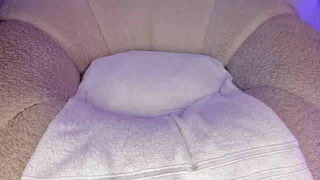 cutte hanna18 online show from October 2025 06:58:01 PM