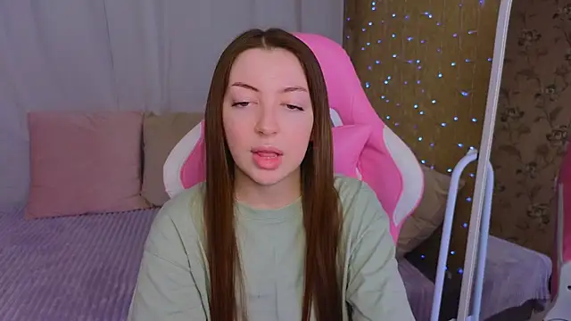 Ann moon   online show from February 2025 06:23:01 PM