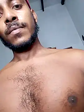 Snapshot of Lankabee chatting on November 2025 12:42:01 AM Lankabee online show from November 2025 12:42:01 AM