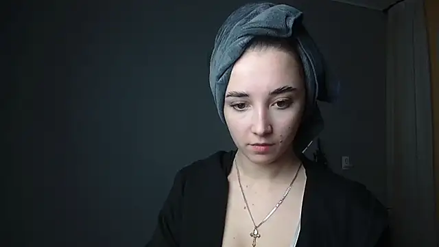 Eva Gloryy online show from February 2025 08:46:01 PM