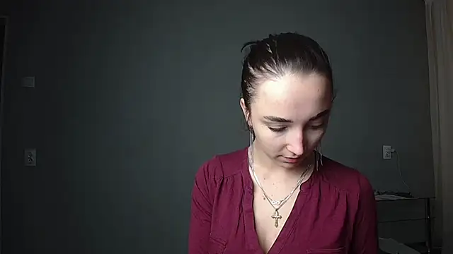 Eva Gloryy online show from March 2025 06:23:02 PM