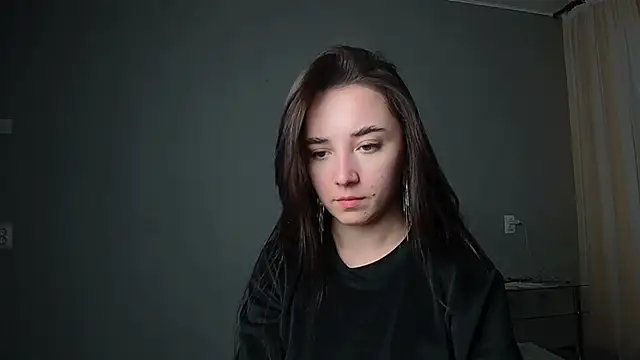 Eva Gloryy online show from March 2025 06:12:02 PM