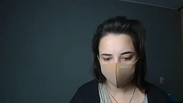 Eva Gloryy online show from October 2025 02:59:01 PM