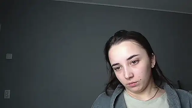 Eva Gloryy online show from February 2026 12:40:02 AM