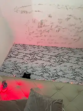 Snapshot of Lili__taylor chatting on January 2026 12:35:01 AM Lili taylor online show from January 2026 12:35:01 AM