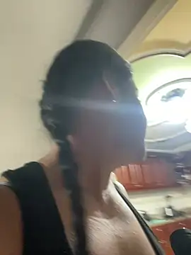 Snapshot of Lili__taylor chatting on January 2026 10:57:02 PM Lili taylor online show from January 2026 10:57:02 PM