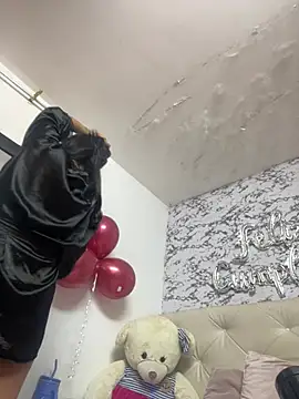 Snapshot of Lili__taylor chatting on February 2026 02:15:02 AM Lili taylor online show from February 2026 02:15:02 AM