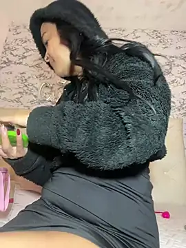 Snapshot of Lili__taylor chatting on March 2026 01:19:01 AM Lili taylor online show from March 2026 01:19:01 AM