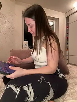 sweetflowers69 online show from March 2026 07:28:01 PM