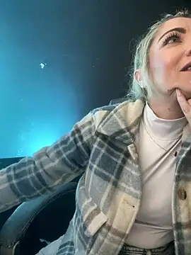 viktoria davis  online show from January 2026 10:48:01 PM