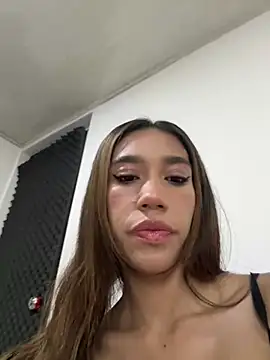 Snapshot of zoe_storm chatting on January 2025 07:47:02 PM zoe storm online show from January 2025 07:47:02 PM