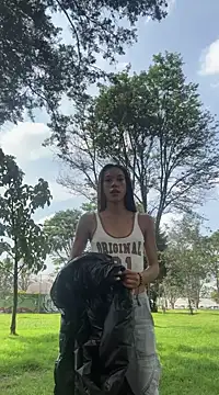 Snapshot of zoe_storm chatting on February 2025 07:14:02 PM zoe storm online show from February 2025 07:14:02 PM